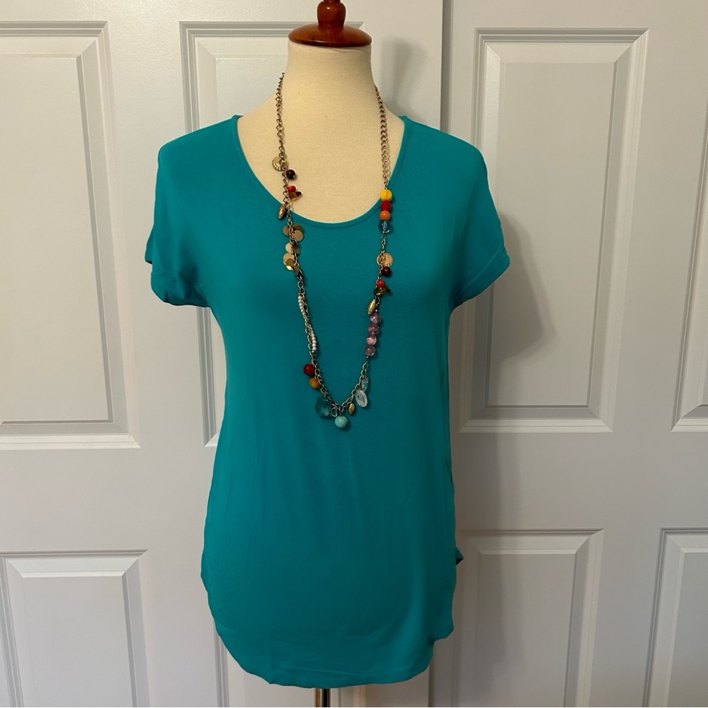 Adrienne Vittadini Jade Green Modern Cut Tee